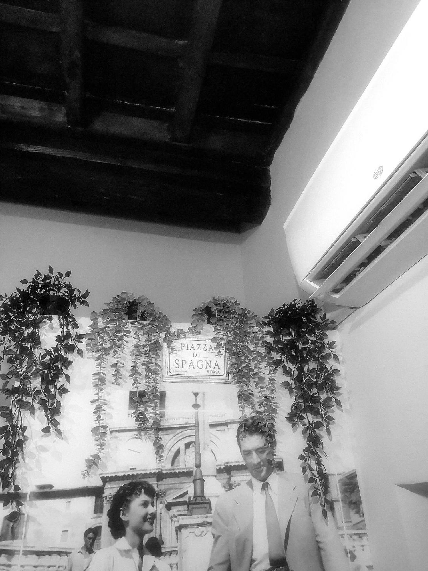 Casa Tiffany Piazza Di Spagna Rom Zimmer foto