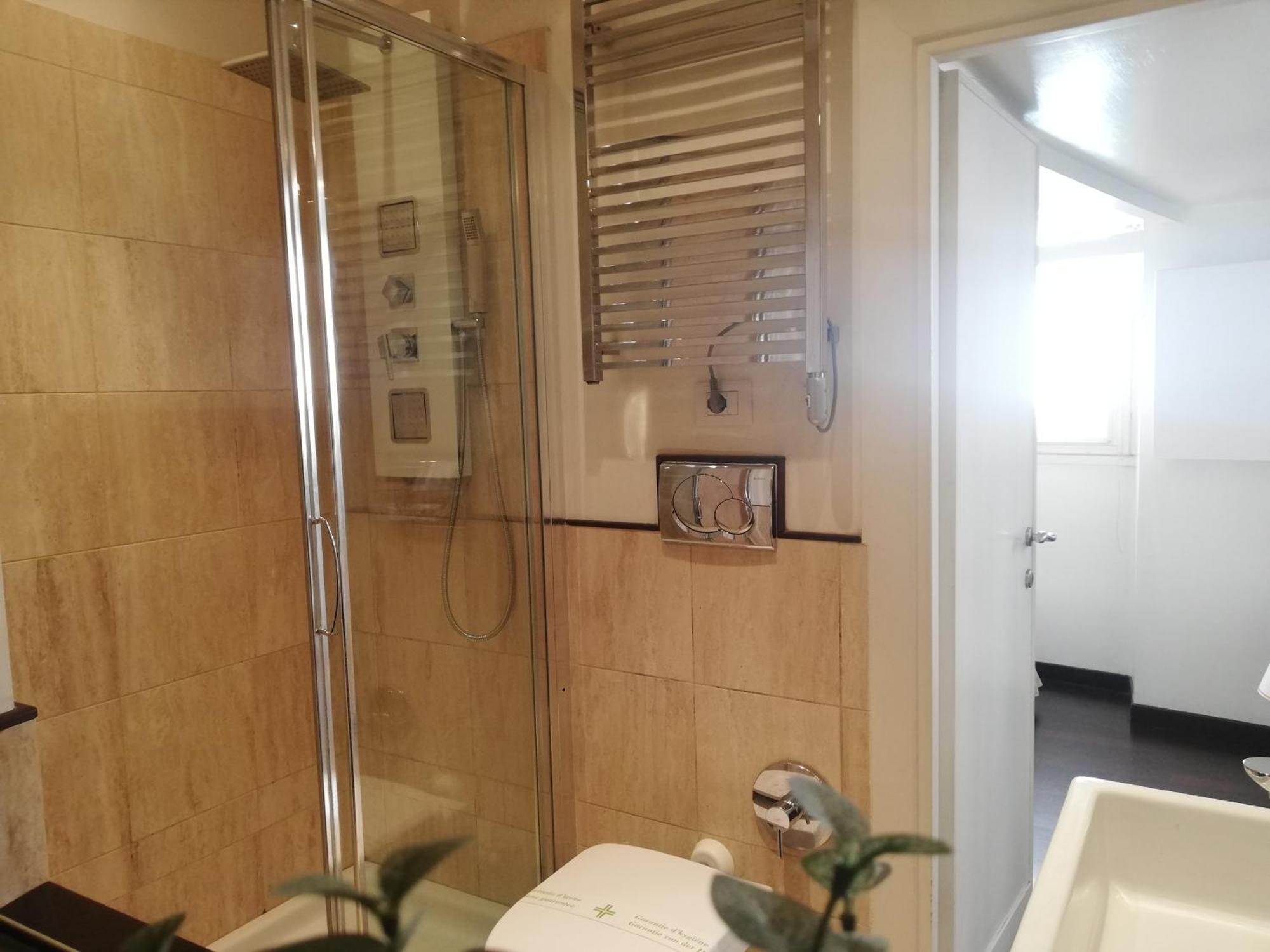 Casa Tiffany Piazza Di Spagna Rom Zimmer foto